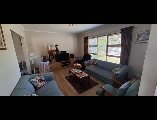 3 BEDROOM HOUSE FOR SALE IN BOTHASIG
